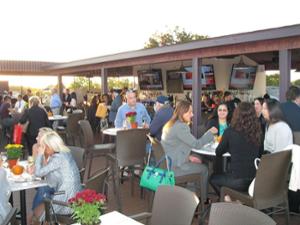 thumbnails Roof-Top Networking at Bourbon Street in Bayside