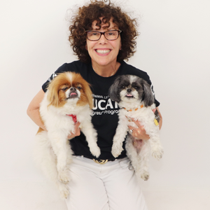 Jayne Vitale (Director of Education of Youth Programs at North Shore Animal League N. Y.)